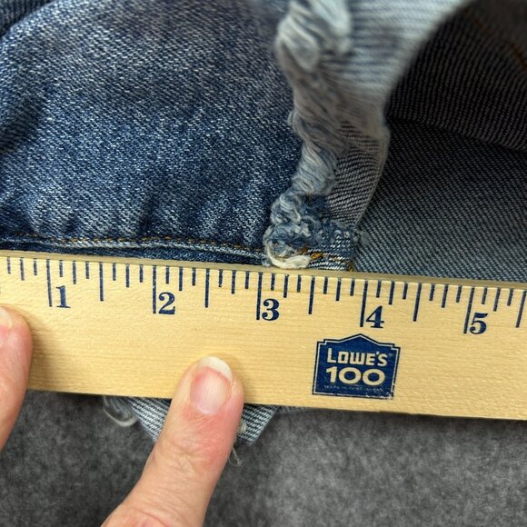 Kendall + Kylie The icon Cuffed Jean Shorts Women's Size 7 / 28 Distressed NWT - Picture 11 of 12